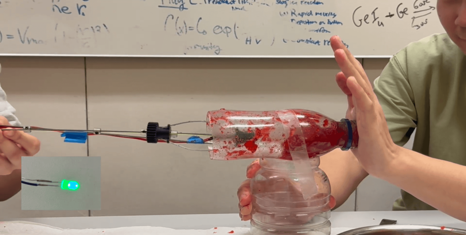 Morphing Thrombectomy Device: test.